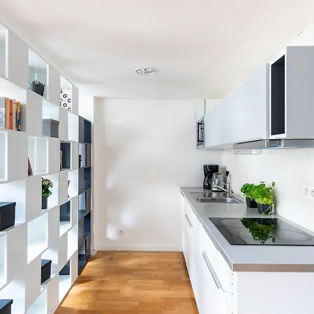 Spacious Апартаменты Прага